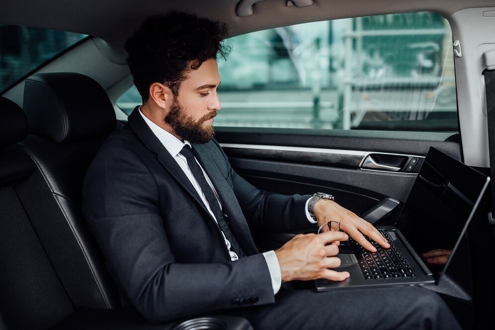 Euston Station Taxi: Reliable Transfers to Heathrow, Gatwick and Beyond