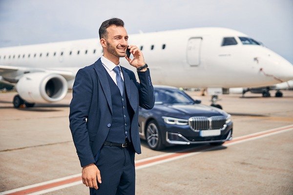 Taxi Luton to Gatwick Airport: Reliable Airport Transfers with LTR Taxis